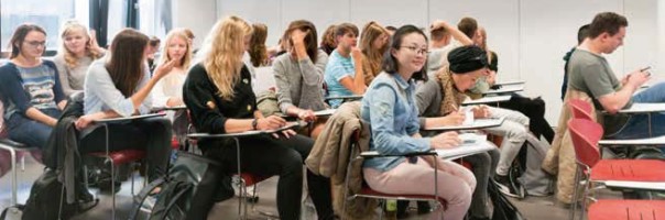 Universität Leipzig im dreidimensionalen Zahnfarbraum